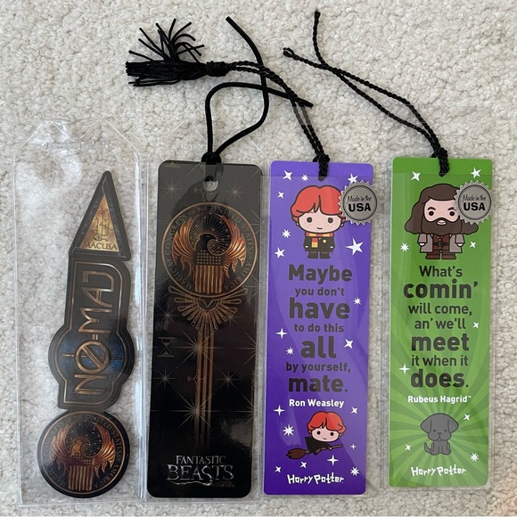 Harry Potter and Fantastic Beasts Bookmarks Set (4) - Picture 1 of 8